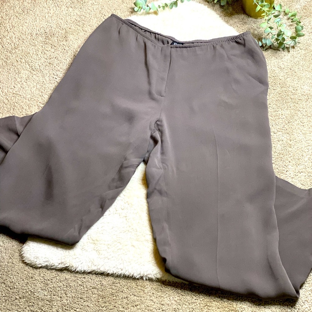 Eileen Fisher Grey Silk W/Fly Front Zip Large Pants
